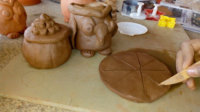 Mud Effects Pottery Studio